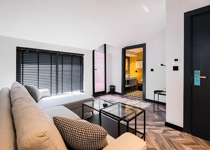 מלון Angelo Coffee *